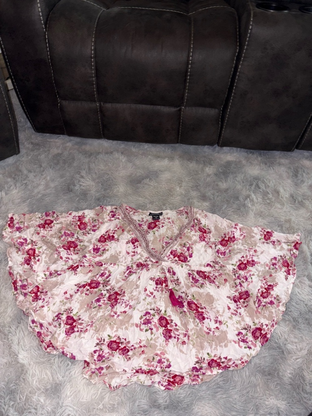Angie Floral V-Neck Blouse in Pink and Cream